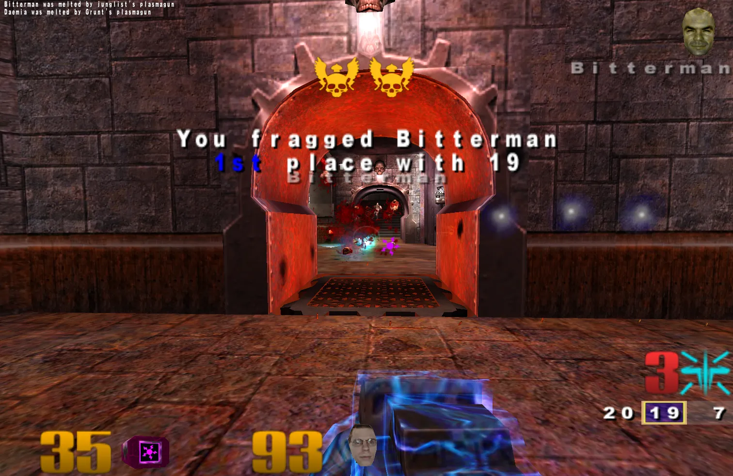 Quake III gameplay showing a plasma gun frag against Bitterman