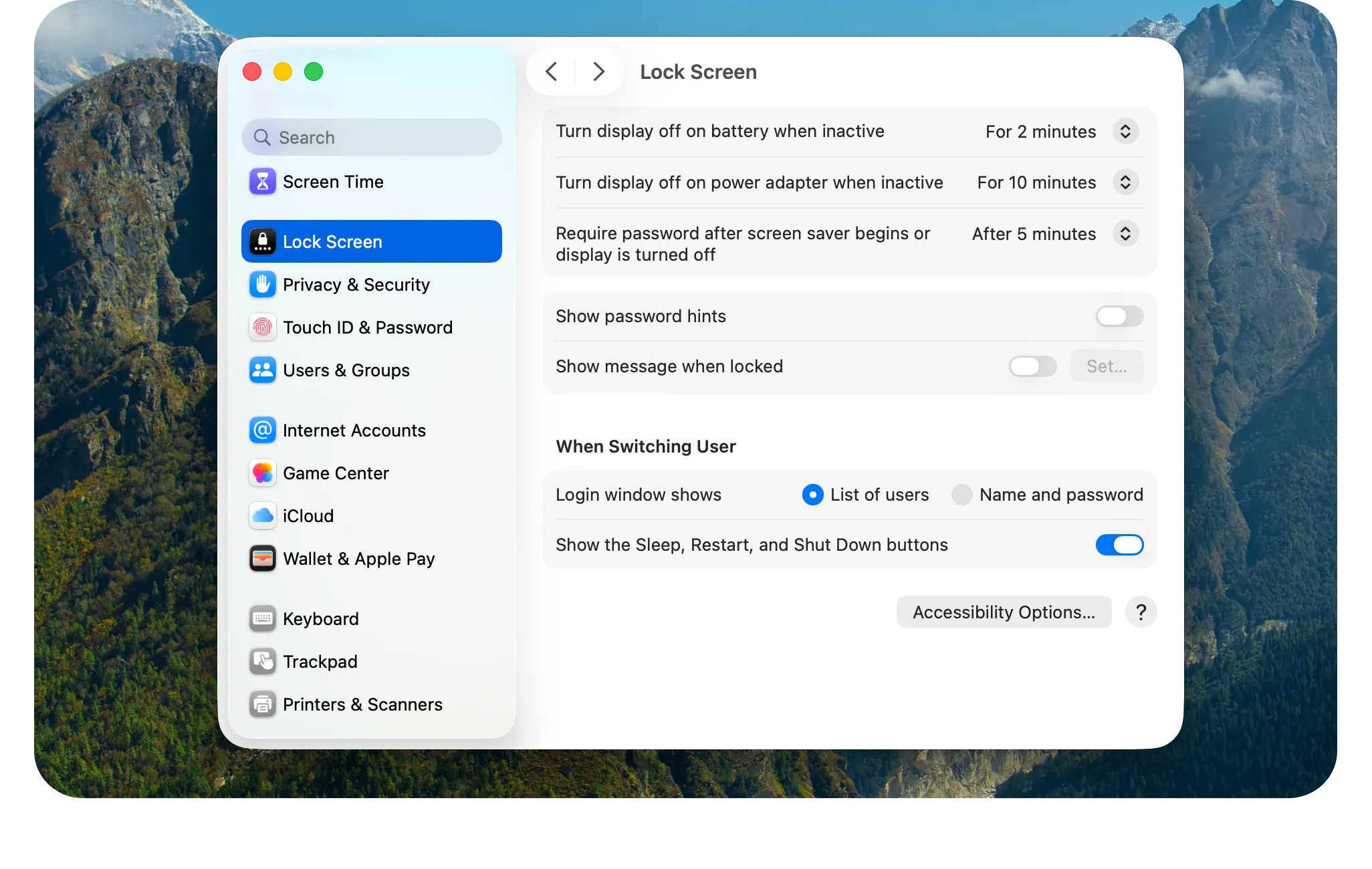 Lock Screen settings showing when the MacBook display turns off